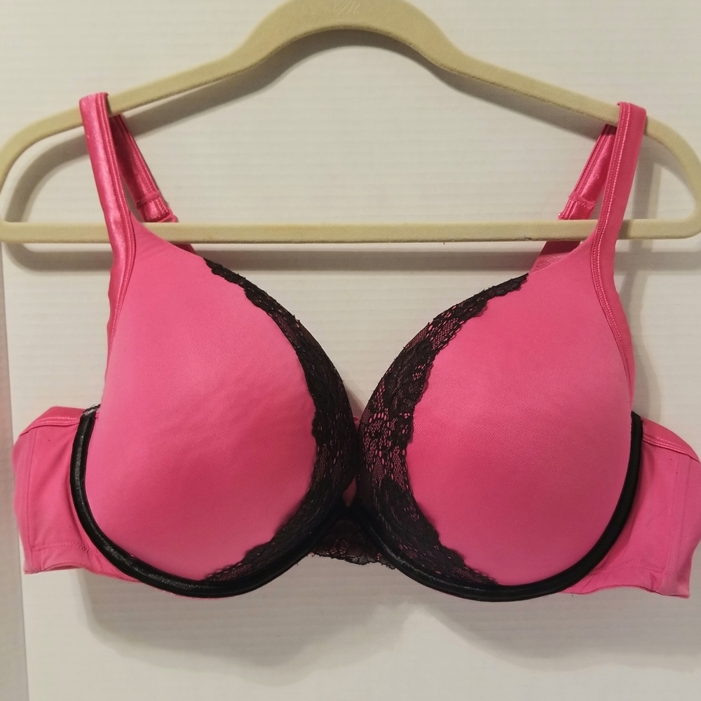 Cacique Hot Pink & Black Lace Smooth Deep Plunge Bra Size 46C